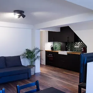 Apartment Dorpsplein, Zandvoort